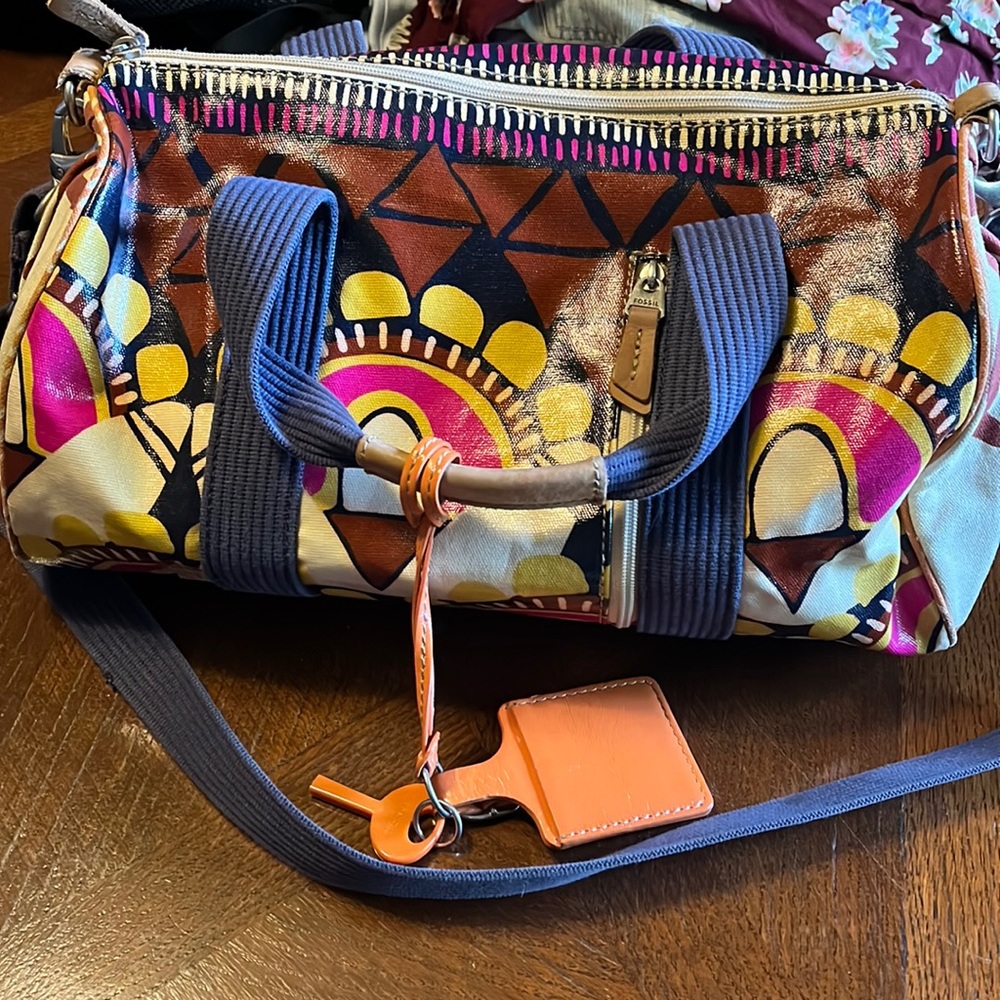 Fossil overnight bag